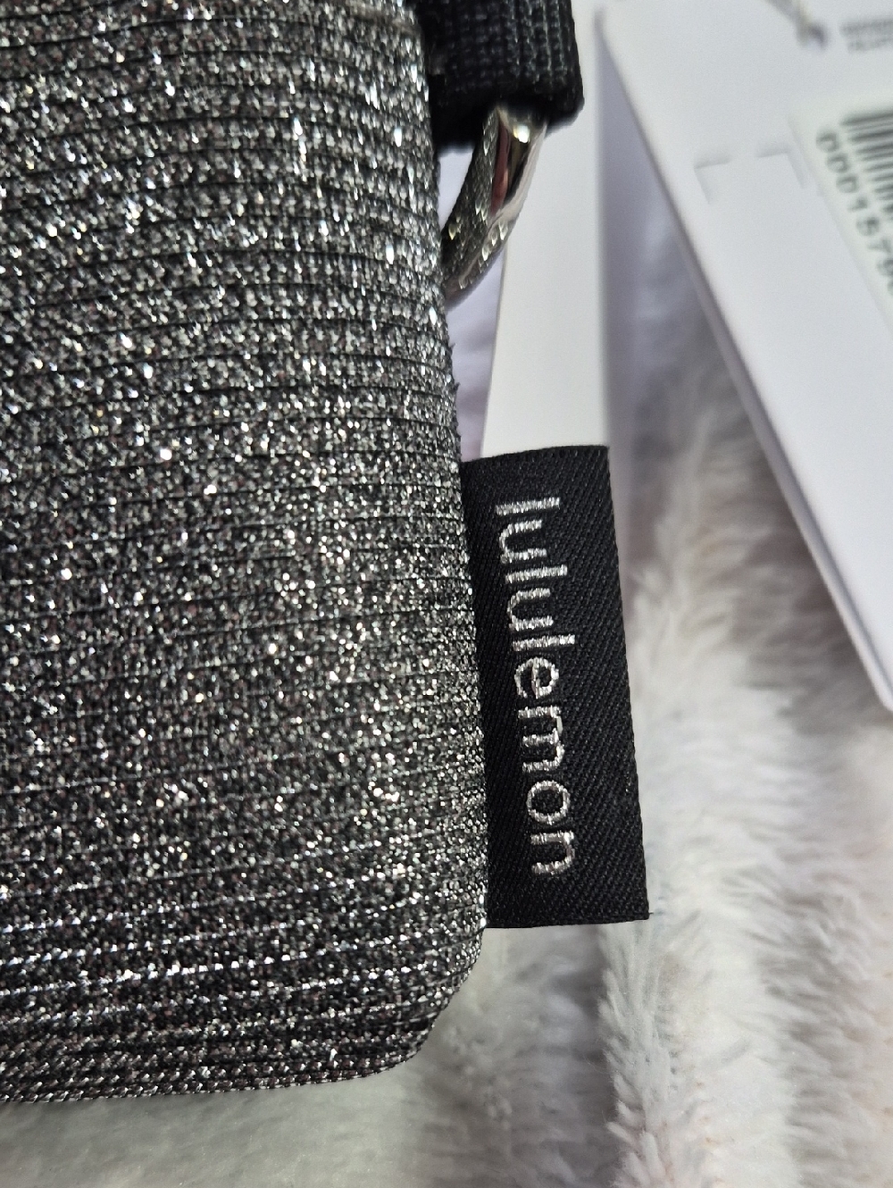 Lululemon Clippable Card Pouch Glitter And Glow On Hair Ties NWT - Picture 9 of 10